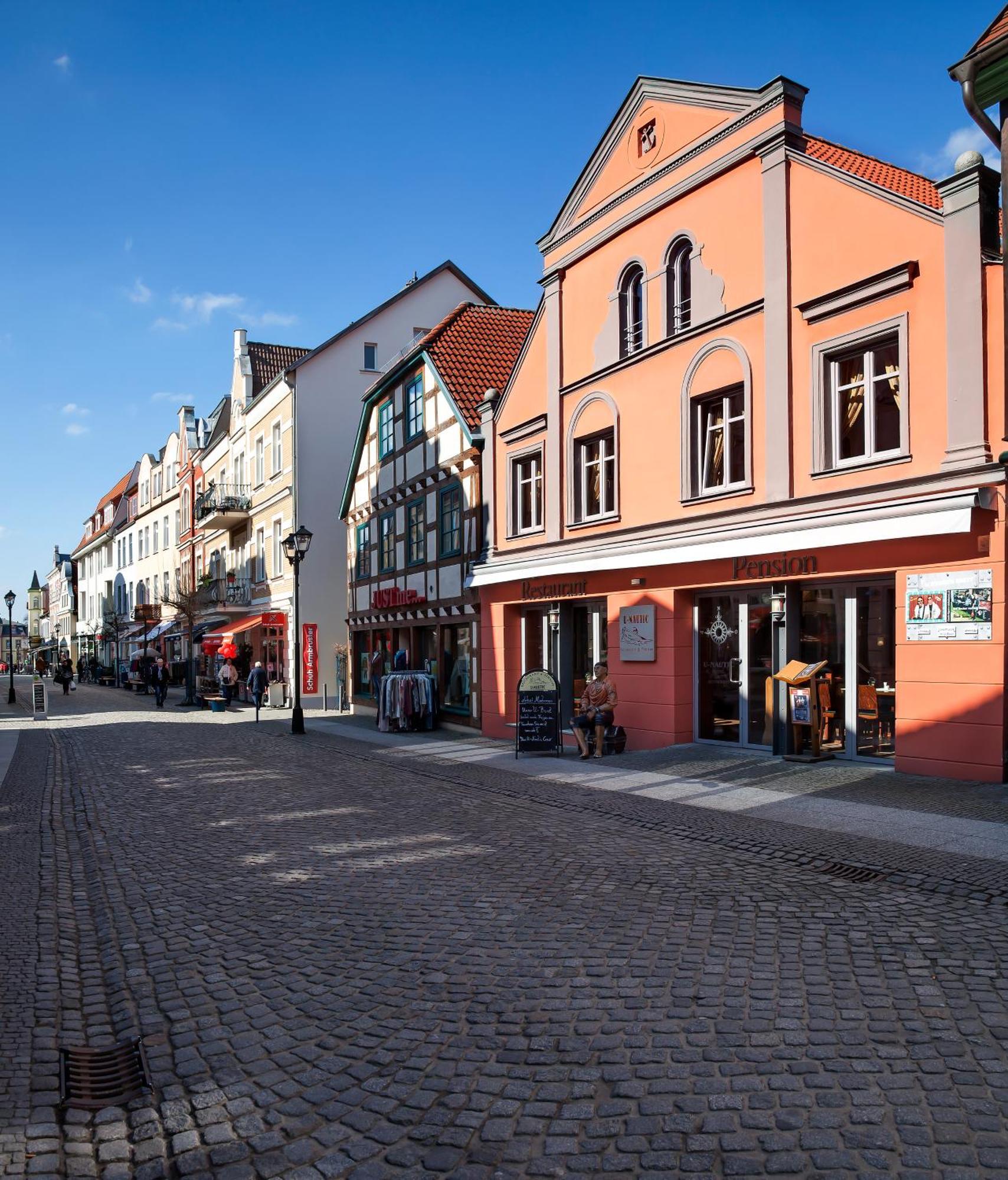 U-Nautic Restaurant & Pension Hotel Waren  Exterior photo